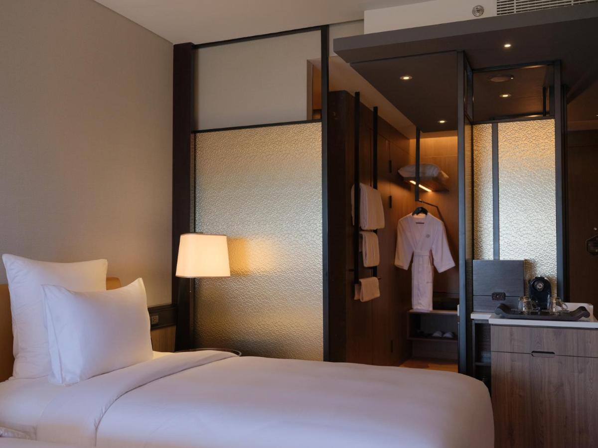 Pullman Bandung Grand Central Eksteriør bilde